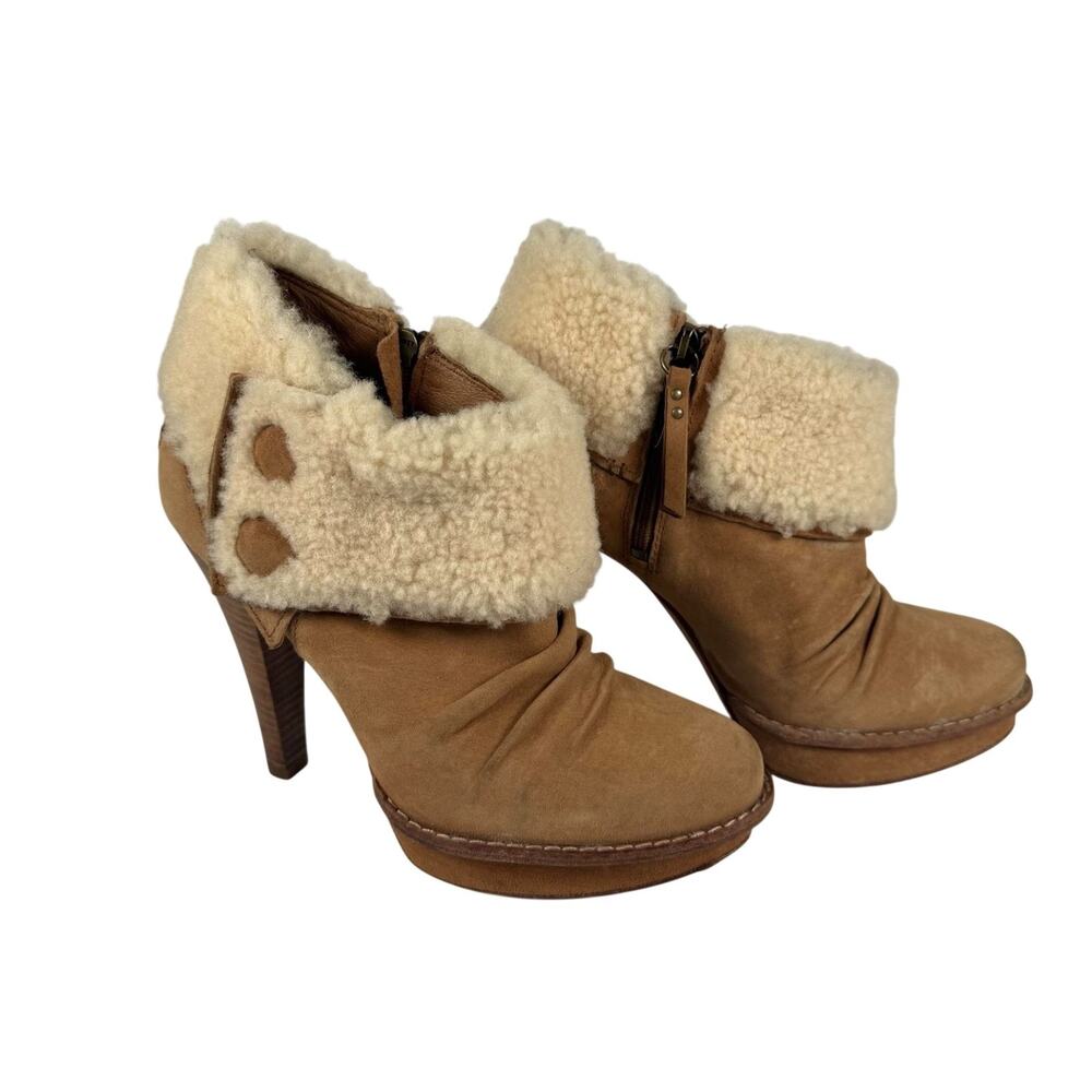 UGG Boots Womens Size 8 Brown Suede Shearling Ankle Cone Heel Zip Cuff Booties